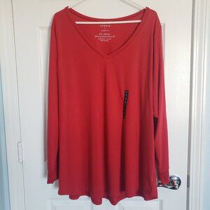 NWT Torrid Classic Fit V-Neck Girlfriend T-Shirt Size 4X Jester Red L/S SOFT